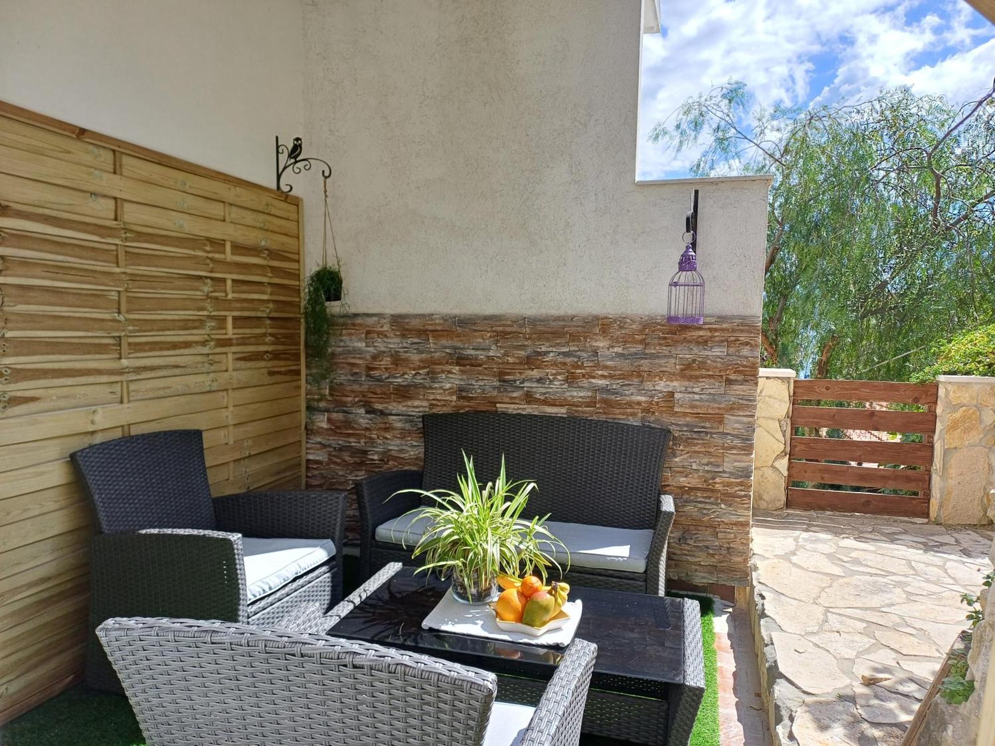 Apartments Sun & Sea Dugi Rat Exterior foto